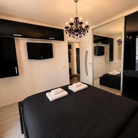 Sunrise Mamaia Nord شقة